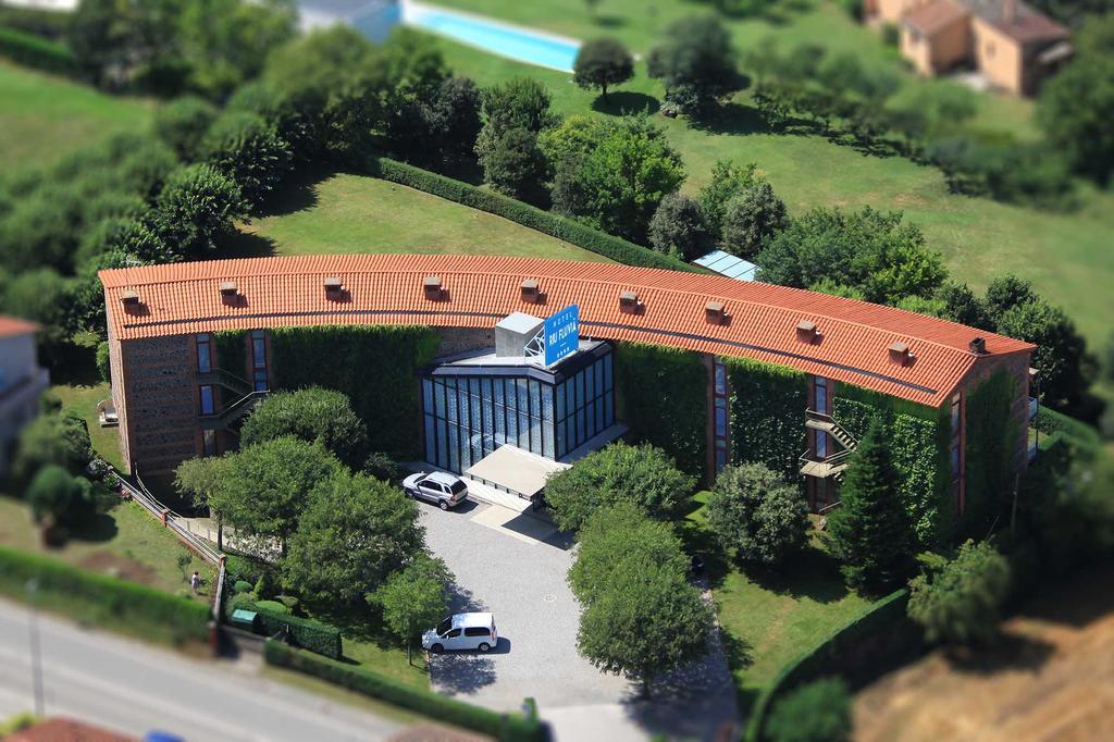 Hotel Riu Fluvia Olot Εξωτερικό φωτογραφία