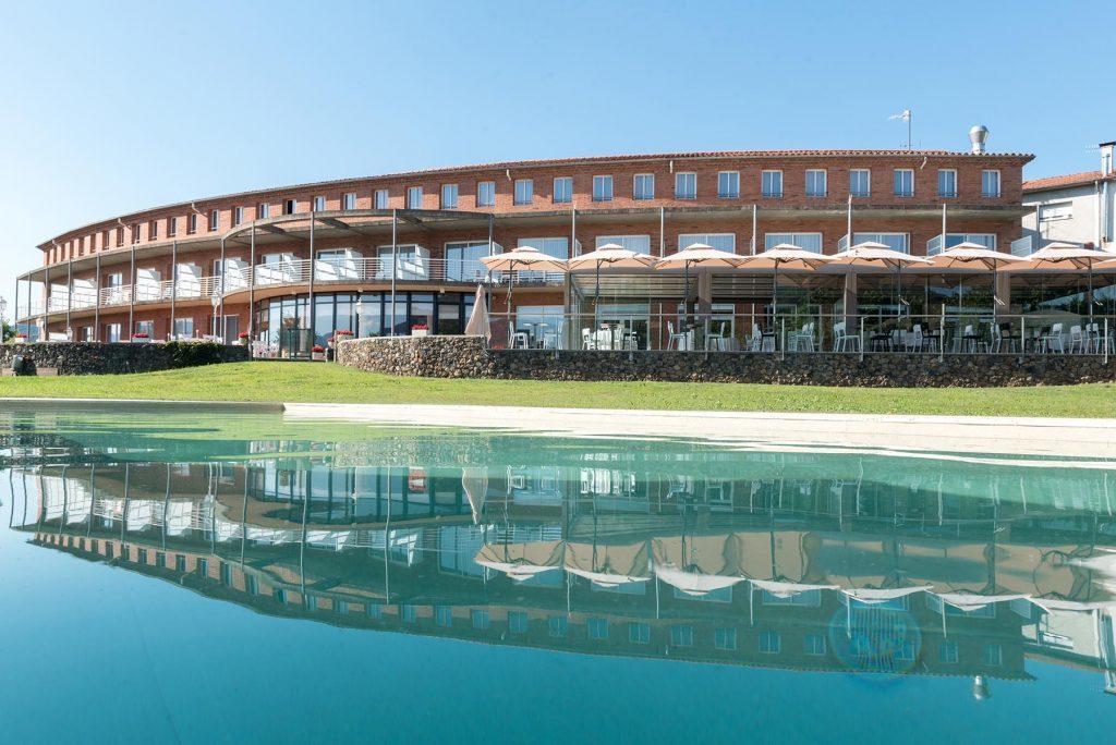 Hotel Riu Fluvia Olot Εξωτερικό φωτογραφία